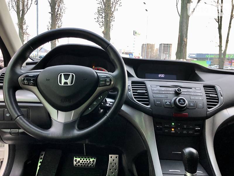 Седан Honda Accord 2009 в Києві