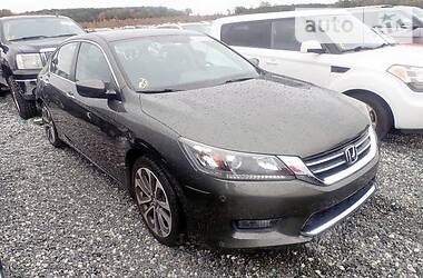 Седан Honda Accord 2014 в Киеве