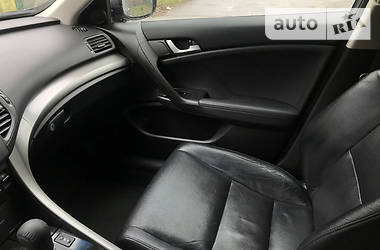 Седан Honda Accord 2010 в Ровно