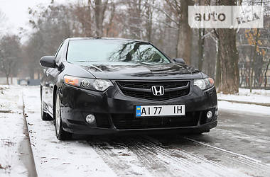 Седан Honda Accord 2011 в Киеве