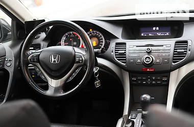 Седан Honda Accord 2011 в Киеве