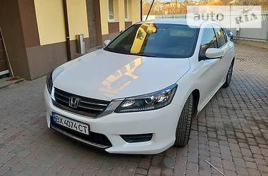 Седан Honda Accord 2015 в Хмельницком