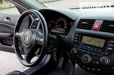 Седан Honda Accord 2006 в 