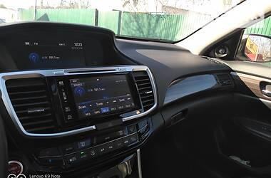 Седан Honda Accord 2016 в 