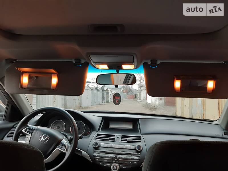 Купе Honda Accord 2011 в Черкасах фото 60 Купе Honda Accord 2011 в Черкасах