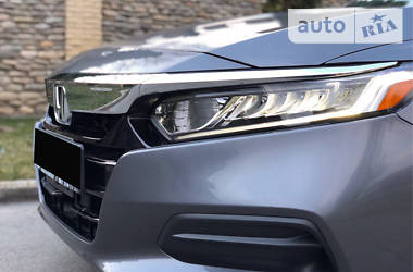 Седан Honda Accord 2018 в 