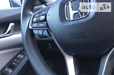 Седан Honda Accord 2018 в 