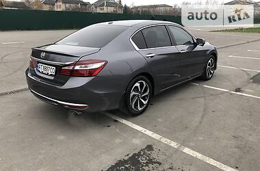 Седан Honda Accord 2017 в Ивано-Франковске