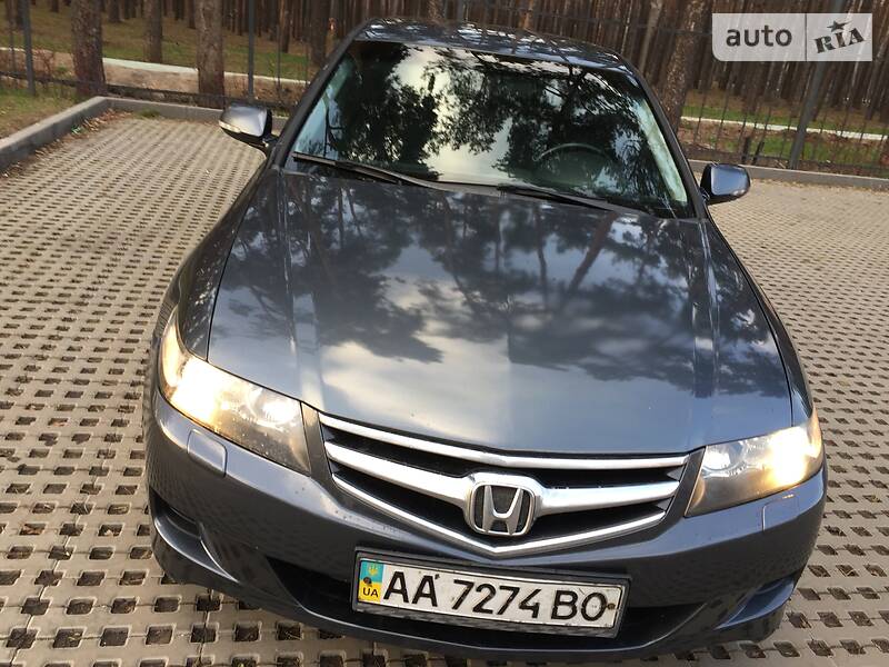 Седан Honda Accord 2006 в Киеве