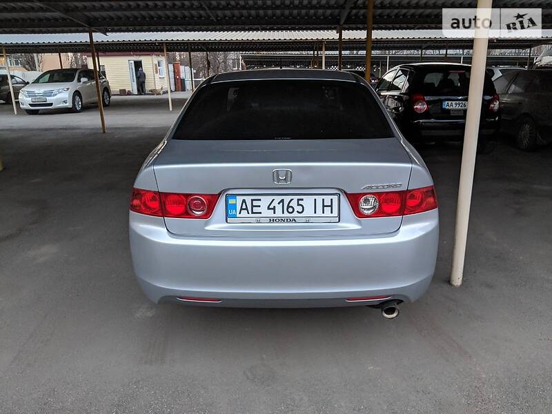 Седан Honda Accord 2004 в Кривому Розі