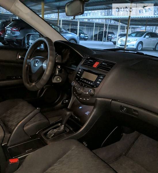 Седан Honda Accord 2004 в Кривому Розі