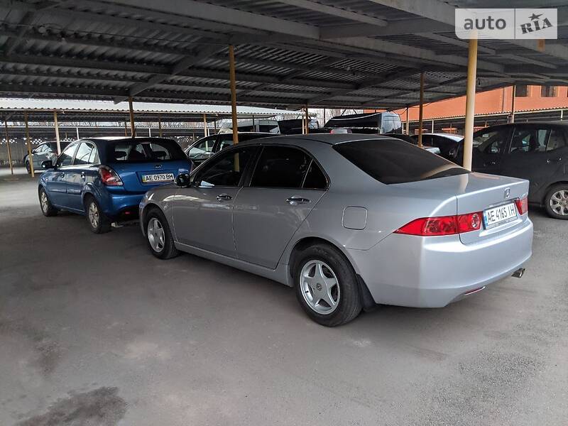 Седан Honda Accord 2004 в Кривому Розі