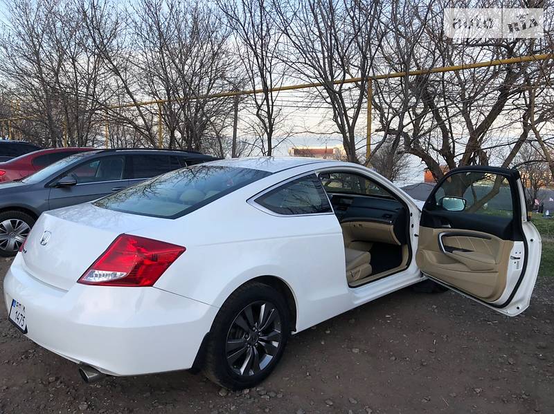 Купе Honda Accord 2010 в Одессе