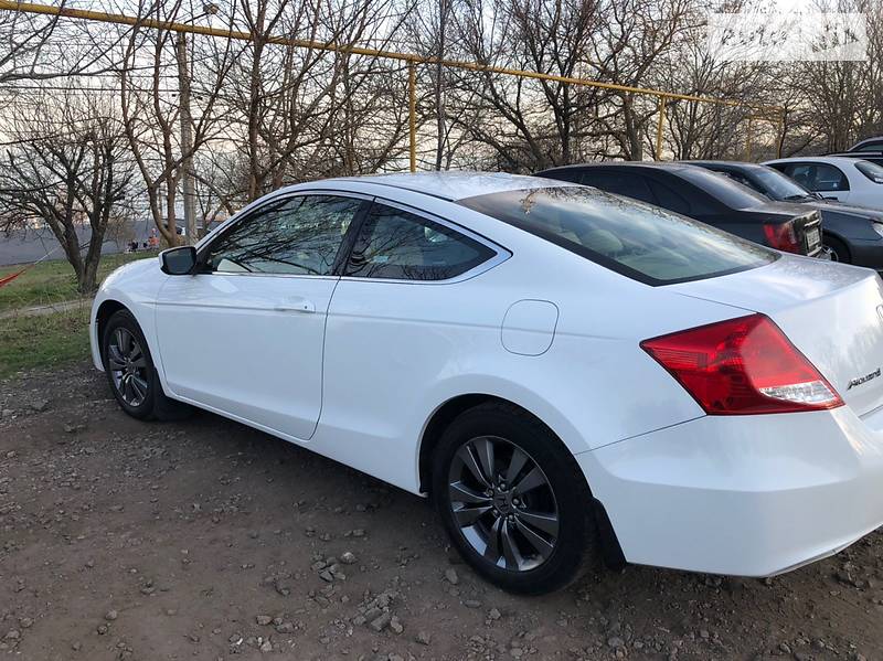 Купе Honda Accord 2010 в Одессе