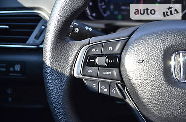 Седан Honda Accord 2018 в 