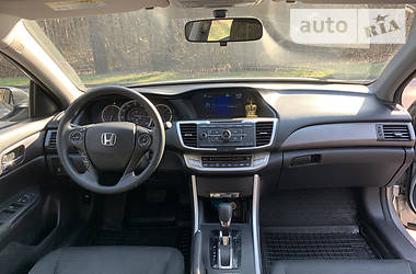 Седан Honda Accord 2014 в 