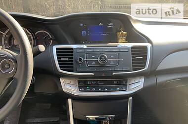 Седан Honda Accord 2014 в 