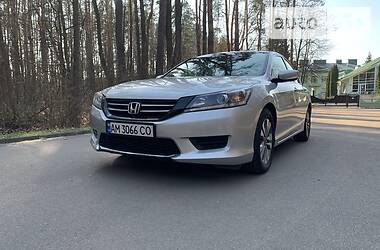 Седан Honda Accord 2014 в 