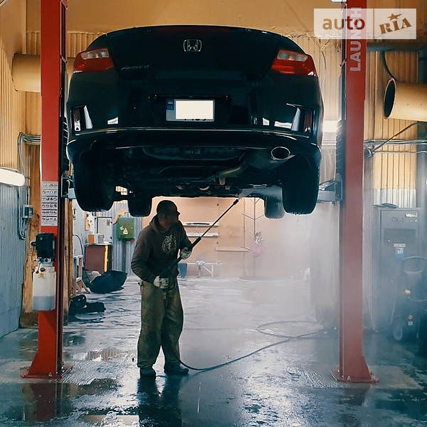 Купе Honda Accord 2014 в Києві фото 32 Купе Honda Accord 2014 в Києві