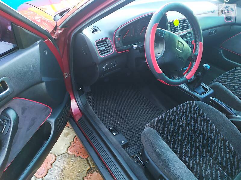 Седан Honda Accord 1994 в Одесі фото 13 Седан Honda Accord 1994 в Одесі