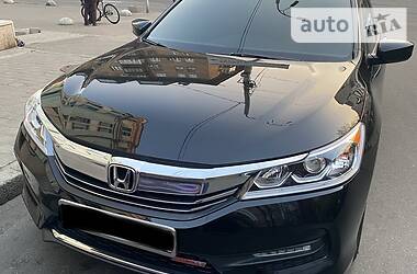 Седан Honda Accord 2017 в 