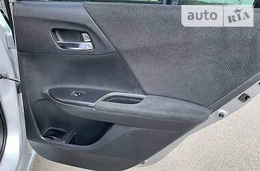 Седан Honda Accord 2013 в 