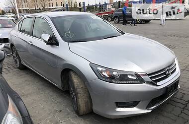 Седан Honda Accord 2015 в 