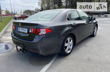 Седан Honda Accord 2010 в 
