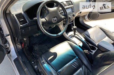 Седан Honda Accord 2003 в 