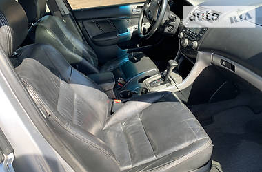 Седан Honda Accord 2003 в 