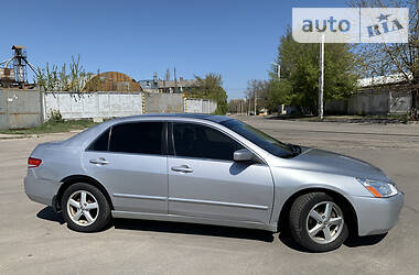 Седан Honda Accord 2003 в 