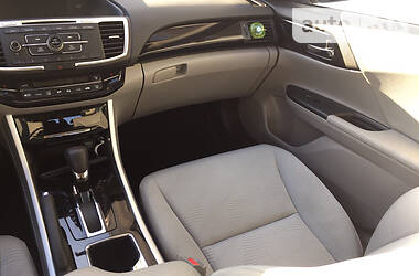 Седан Honda Accord 2016 в 