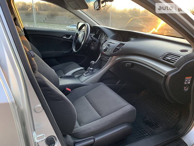 Седан Honda Accord 2008 в Львове