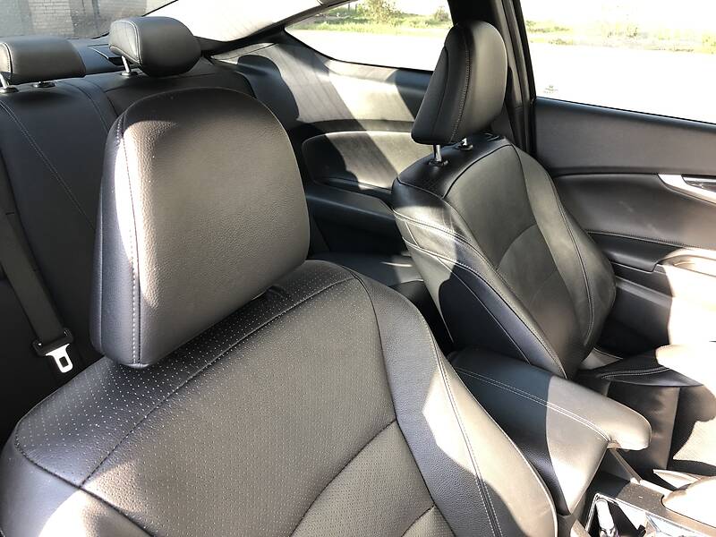 Купе Honda Accord 2014 в Києві фото 26 Купе Honda Accord 2014 в Києві