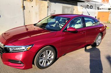 Седан Honda Accord 2018 в 