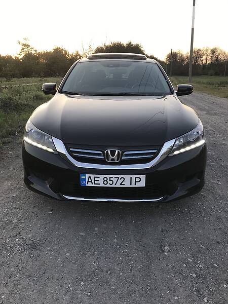 Седан Honda Accord 2014 в Кам'янському