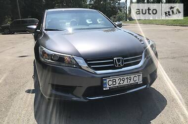 Седан Honda Accord 2012 в Киеве