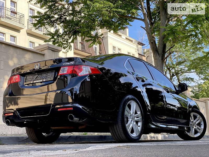 Седан Honda Accord 2011 в Одессе