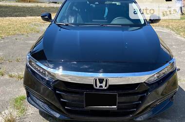 Седан Honda Accord 2019 в Киеве