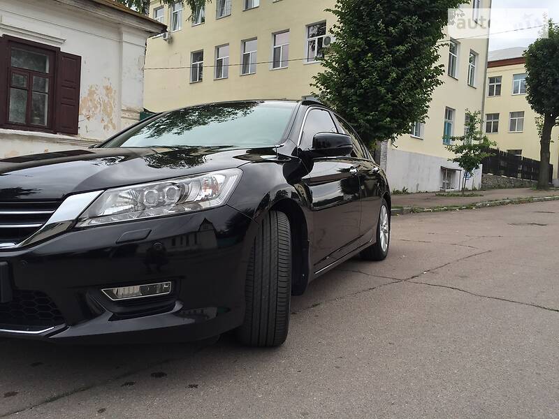 Седан Honda Accord 2013 в Житомирі