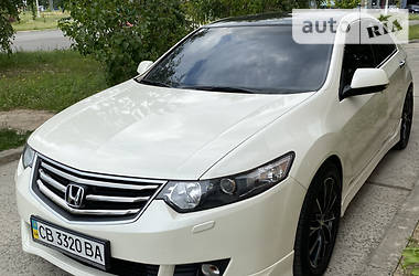 Седан Honda Accord 2010 в 