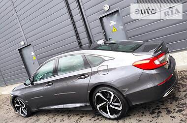 Седан Honda Accord 2019 в Киеве