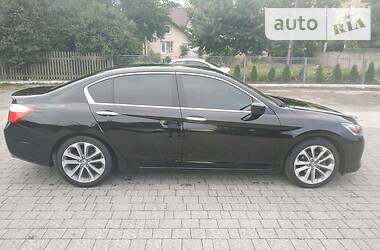 Седан Honda Accord 2014 в Ивано-Франковске