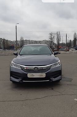 Седан Honda Accord 2016 в Киеве