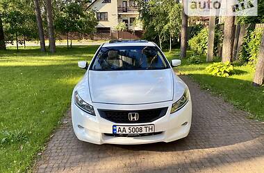 Купе Honda Accord 2008 в Киеве