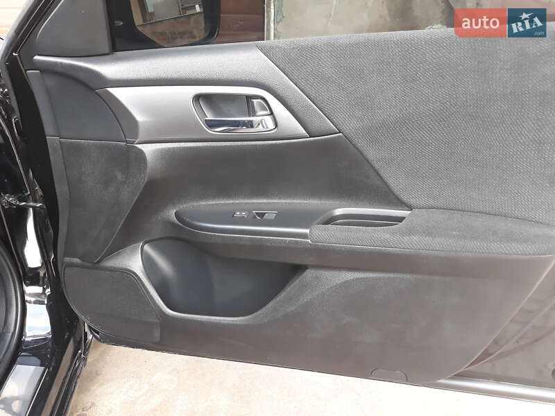 Седан Honda Accord 2013 в Миколаєві