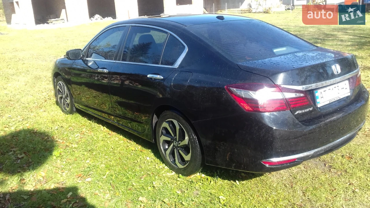 2015 Honda Accord - мініатюра 2