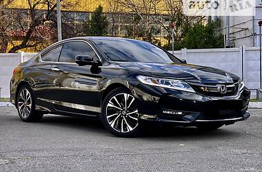 Купе Honda Accord 2017 в 