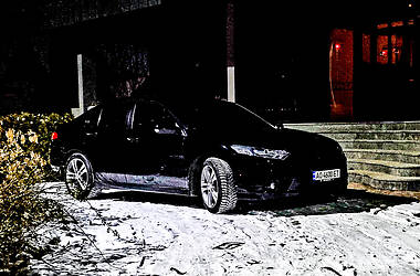Седан Honda Accord 2012 в Ужгороде
