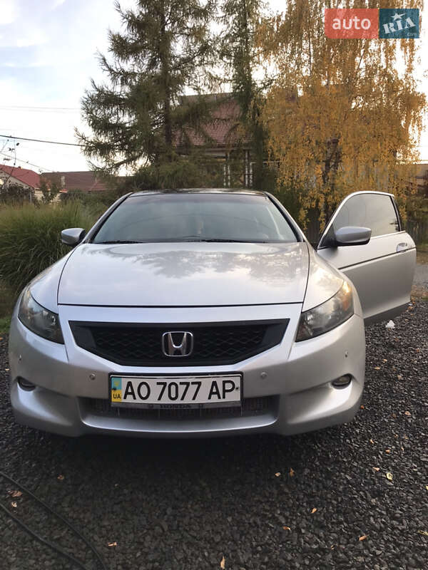 Купе Honda Accord 2007 в Ужгороде